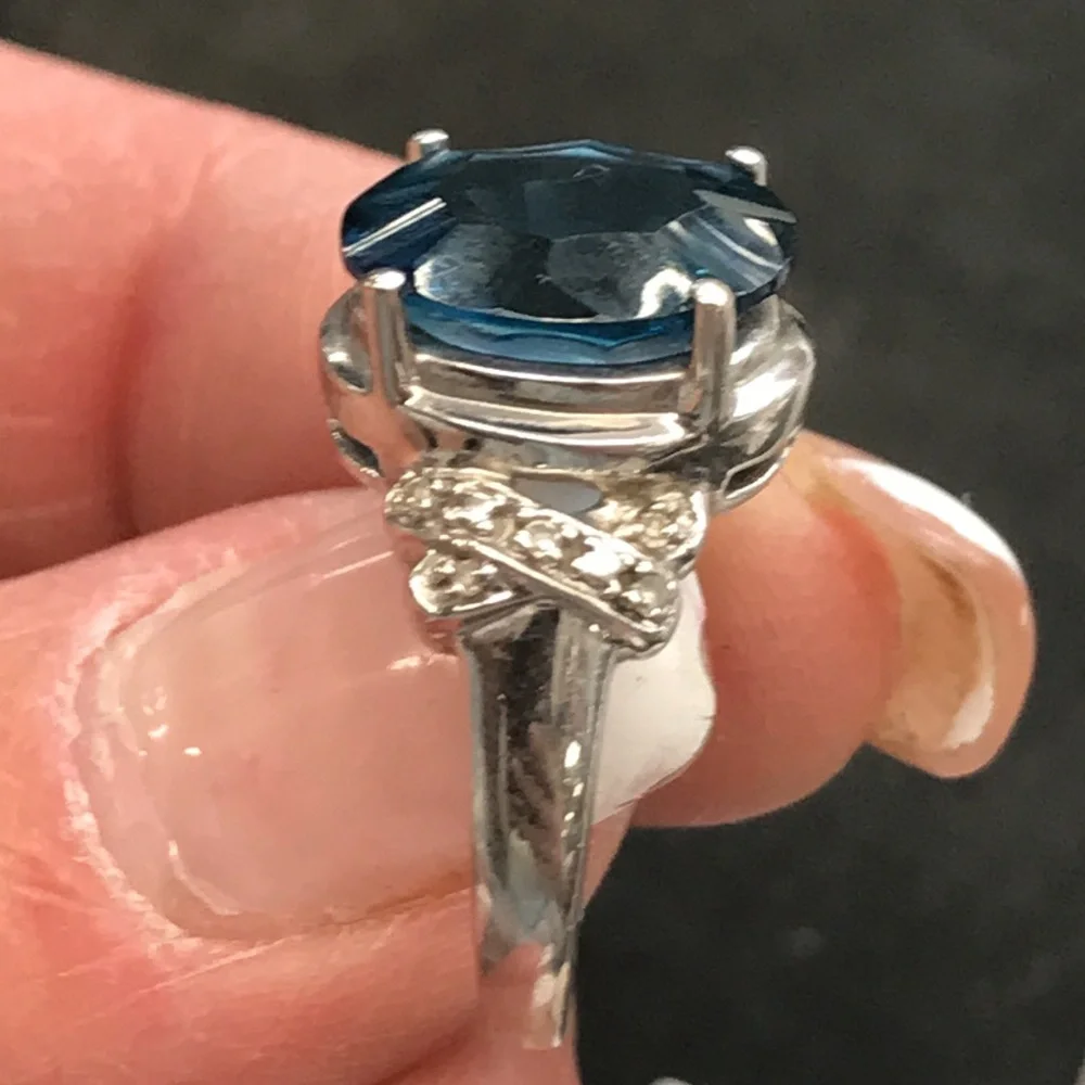 407604 10k London Blue Topaz and Diamond ring - Picture 2 of 2
